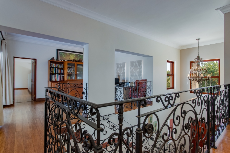 5 Bedroom Property for Sale in Val De Vie Estate Western Cape